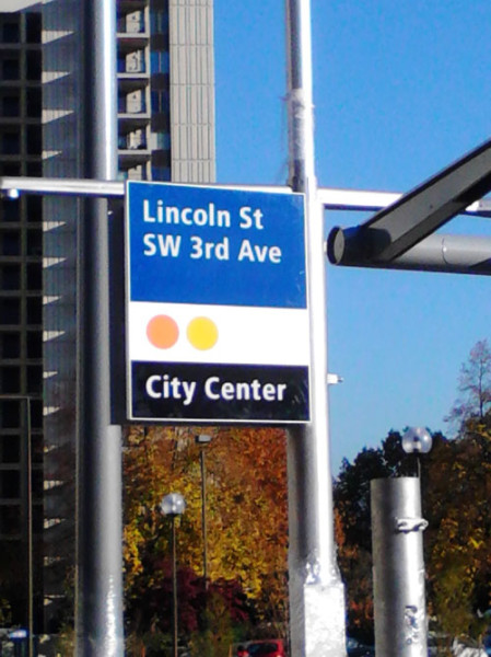 Lincoln St Sign